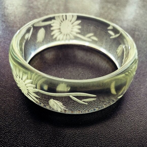 Vintage Clear Lucite Bangle Bracelet Aquamarine Tint Reverse Carved Acrylic - Picture 5 of 9